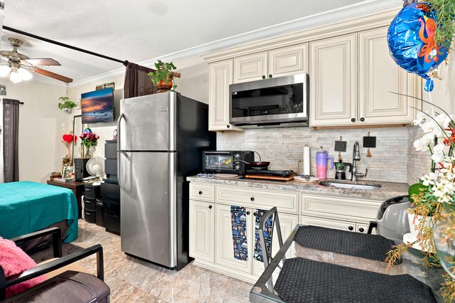 2331 SW 50TH Terrace, Fort Lauderdale, FL 33317