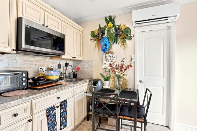 2331 SW 50TH Terrace, Fort Lauderdale, FL 33317