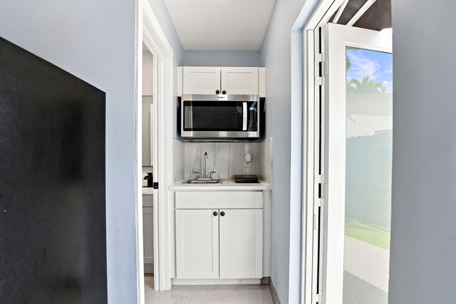 2331 SW 50TH Terrace, Fort Lauderdale, FL 33317