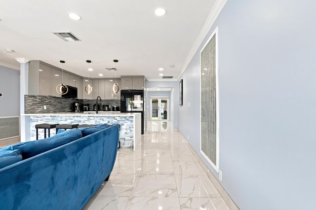 2331 SW 50TH Terrace, Fort Lauderdale, FL 33317