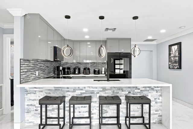 2331 SW 50TH Terrace, Fort Lauderdale, FL 33317
