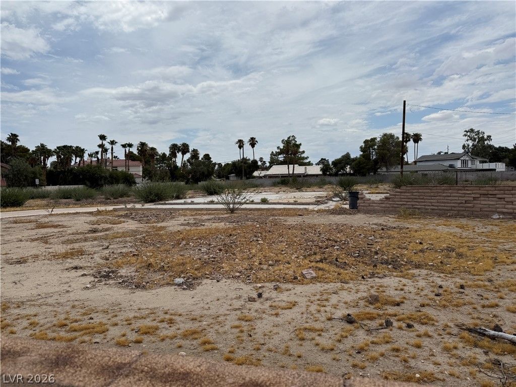 5825 West Desert Inn Road, Las Vegas, NV 89146 — photo 4
