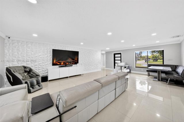 11951 SW 120th Ter, Miami, FL 33186