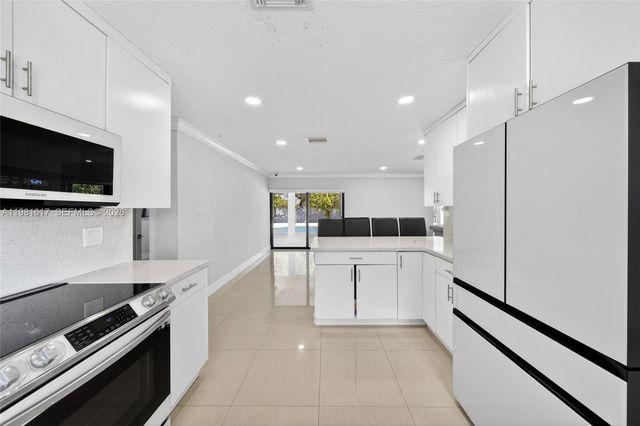 11951 SW 120th Ter, Miami, FL 33186