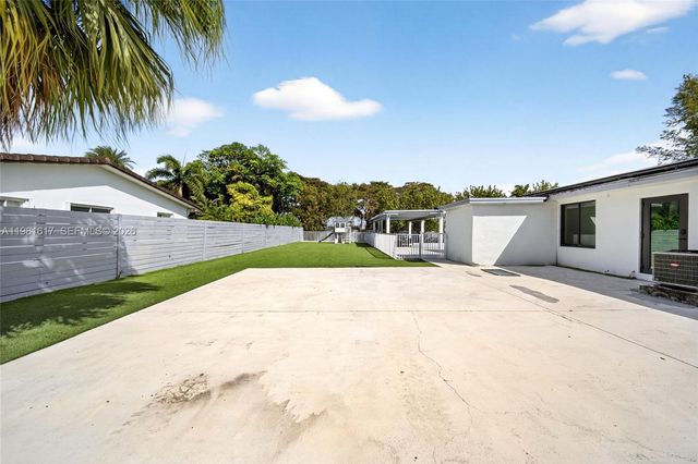 11951 SW 120th Ter, Miami, FL 33186