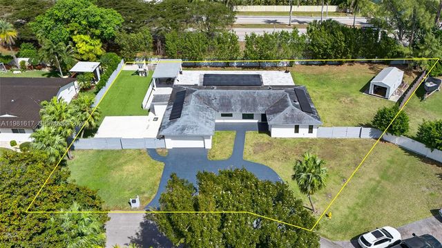 11951 SW 120th Ter, Miami, FL 33186