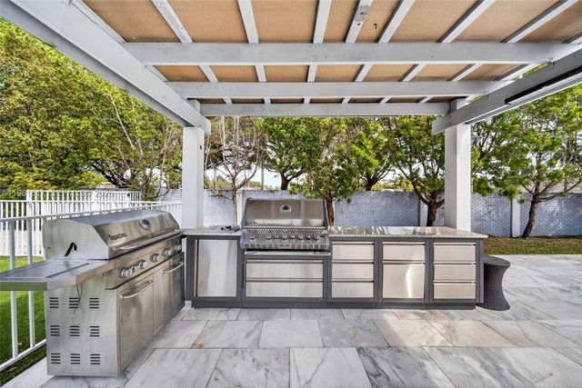 11951 SW 120th Ter, Miami, FL 33186