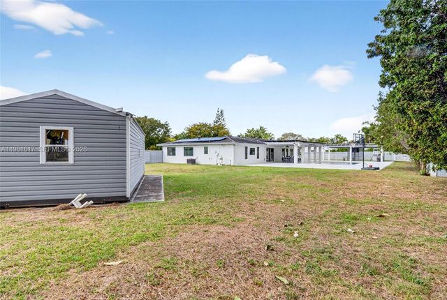 11951 SW 120th Ter, Miami, FL 33186