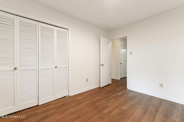 6104 Gruich Circle, Ocean Springs, MS 39564