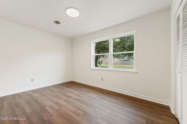 6104 Gruich Circle, Ocean Springs, MS 39564