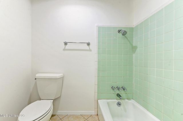 6104 Gruich Circle, Ocean Springs, MS 39564