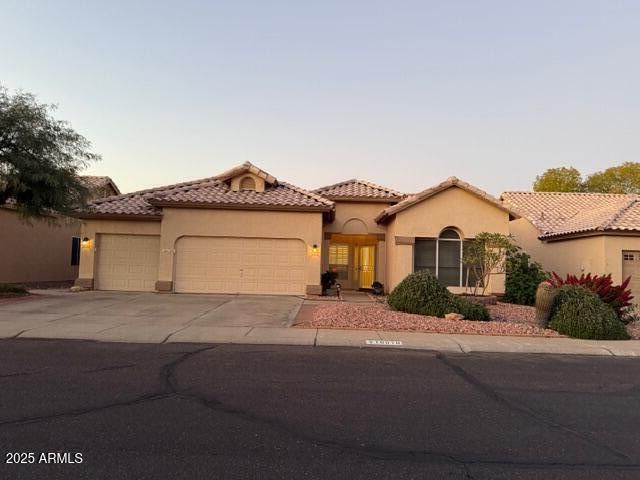 10910 W LAURELWOOD Lane, Avondale, AZ 85392