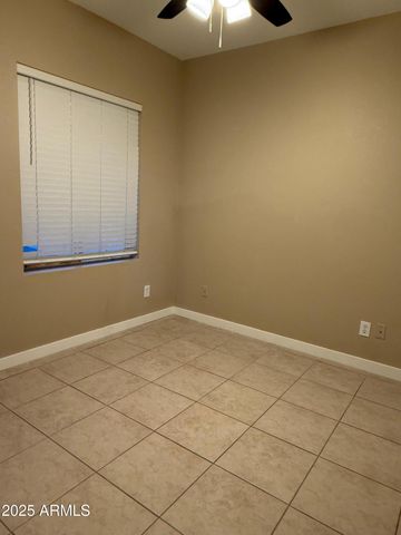 10910 W LAURELWOOD Lane, Avondale, AZ 85392