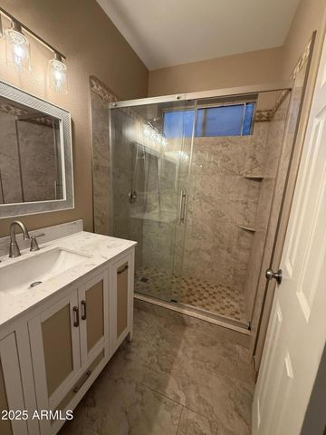 10910 W LAURELWOOD Lane, Avondale, AZ 85392