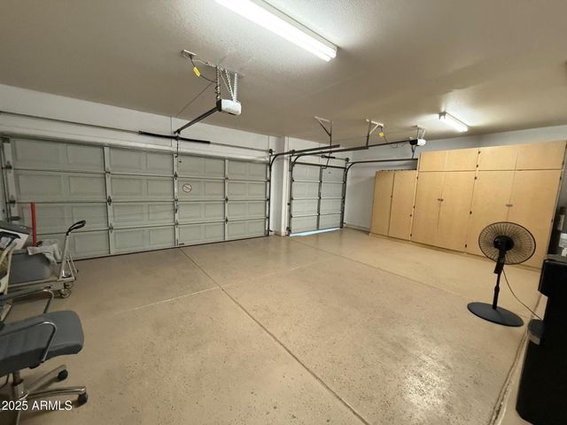 10910 W LAURELWOOD Lane, Avondale, AZ 85392