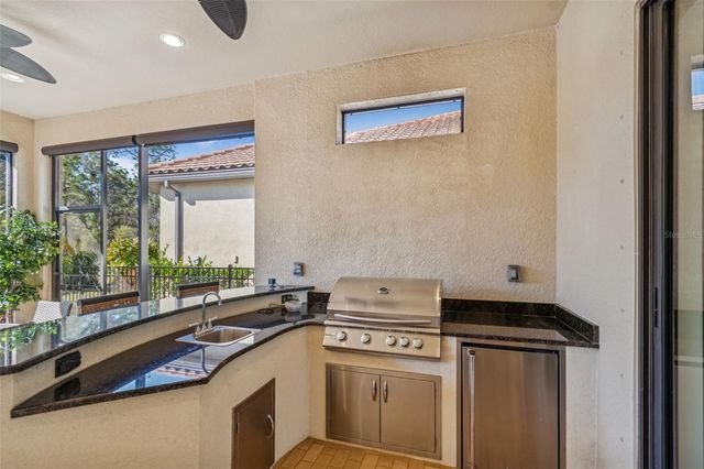 8551 GRAND ALBERATO ROAD, Tampa, FL 33647