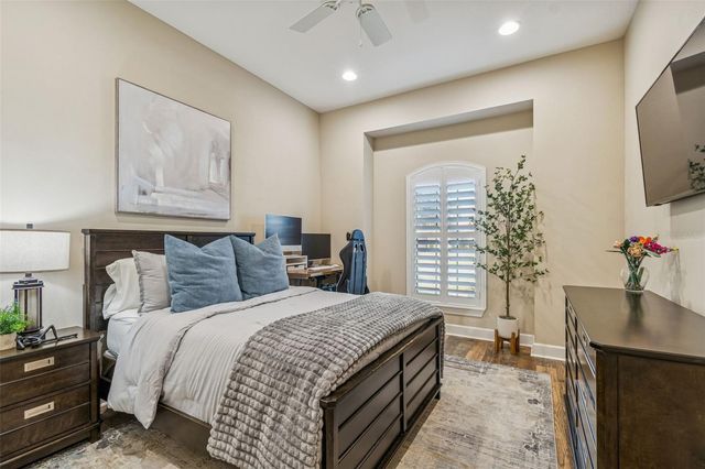 8551 GRAND ALBERATO ROAD, Tampa, FL 33647