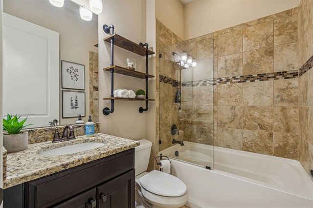 8551 GRAND ALBERATO ROAD, Tampa, FL 33647