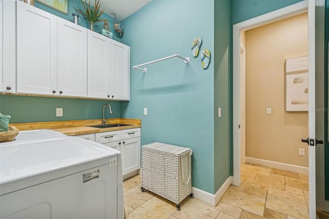 8551 GRAND ALBERATO ROAD, Tampa, FL 33647