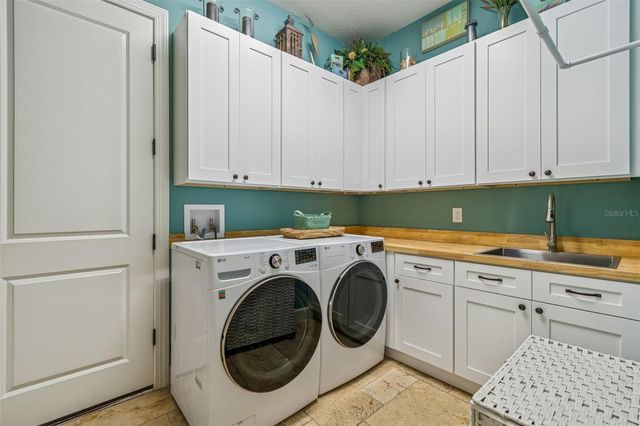 8551 GRAND ALBERATO ROAD, Tampa, FL 33647