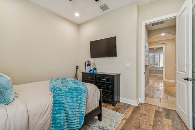 8551 GRAND ALBERATO ROAD, Tampa, FL 33647