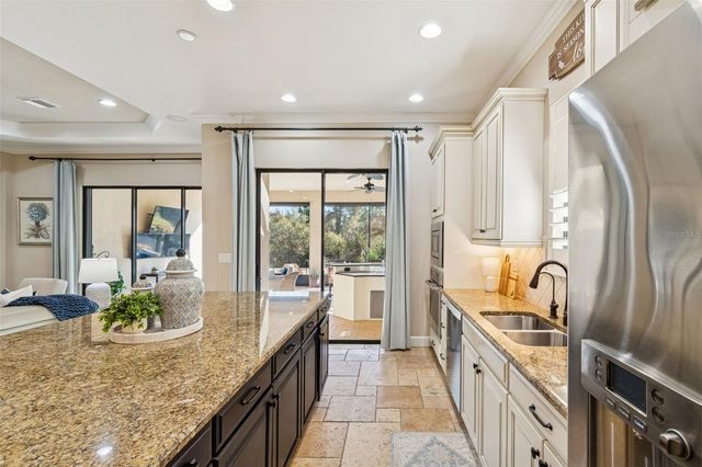 8551 GRAND ALBERATO ROAD, Tampa, FL 33647