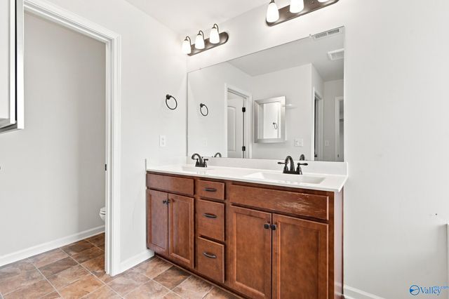 216 Iron Circle, Meridianville, AL 35759
