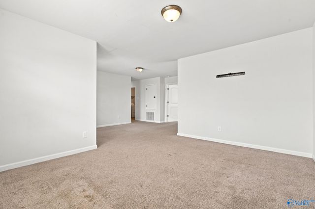 216 Iron Circle, Meridianville, AL 35759