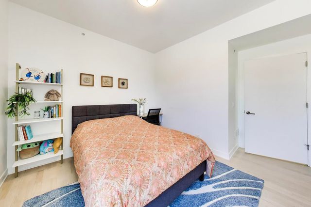 2025 W CRYSTAL Street 3, Chicago, IL 60622