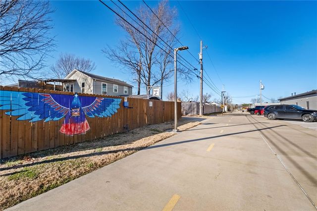 615 N 3rd Street, Rogers, AR 72756