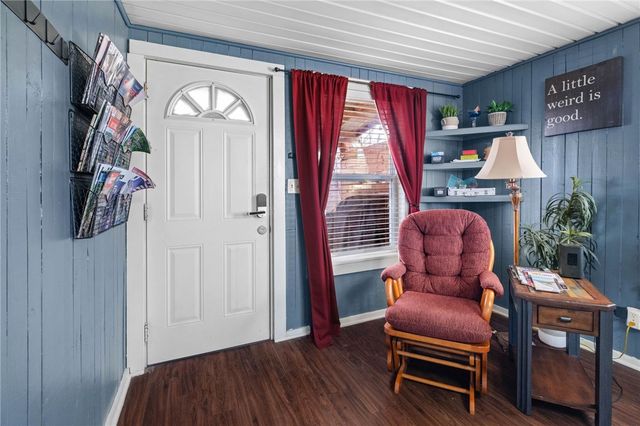 615 N 3rd Street, Rogers, AR 72756