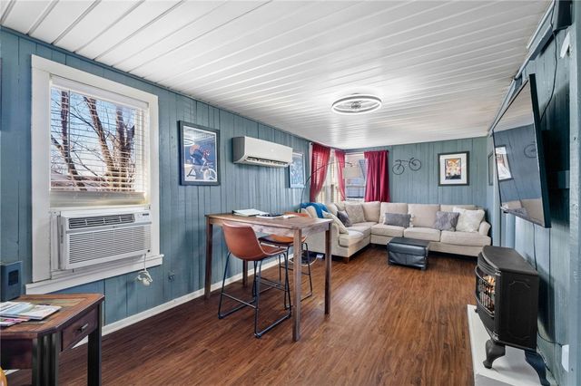 615 N 3rd Street, Rogers, AR 72756