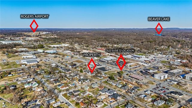 615 N 3rd Street, Rogers, AR 72756