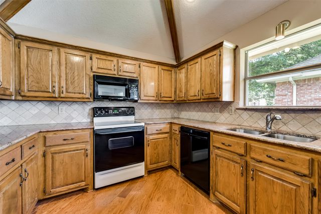 2001 Mossberg Drive, Plano, TX 75023