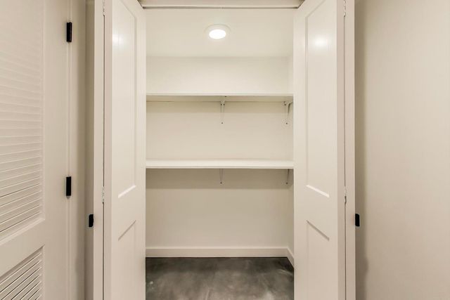 3440 W Hirsch Street, Chicago, IL 60651