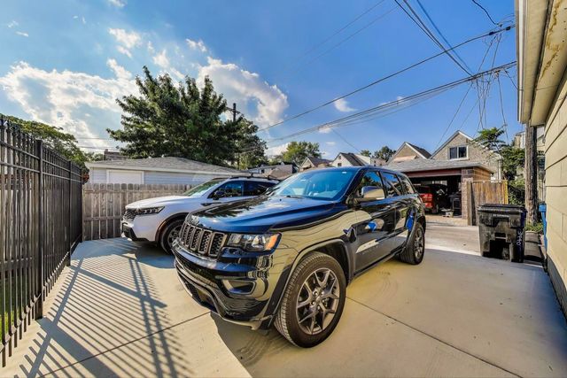 3440 W Hirsch Street, Chicago, IL 60651