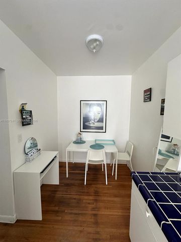 610 8th St 204, Miami Beach, FL 33139