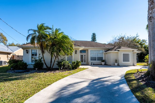 1443 SE Proctor Lane, Port St. Lucie, Port St Lucie, FL 34983