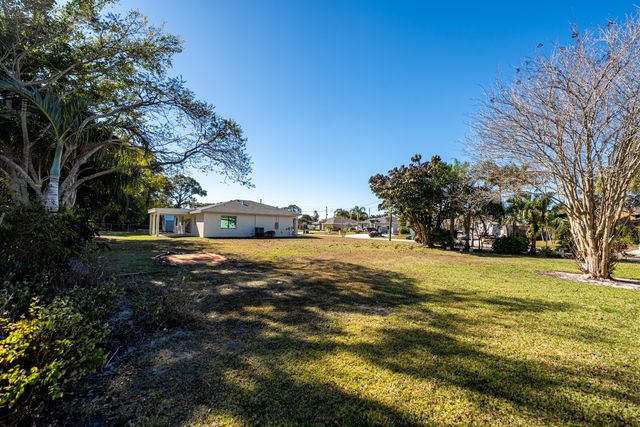 1443 SE Proctor Lane, Port St. Lucie, Port St Lucie, FL 34983