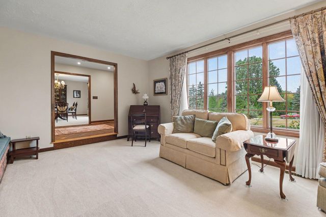 8569 Roundhill Court, York Twp, MI 48176
