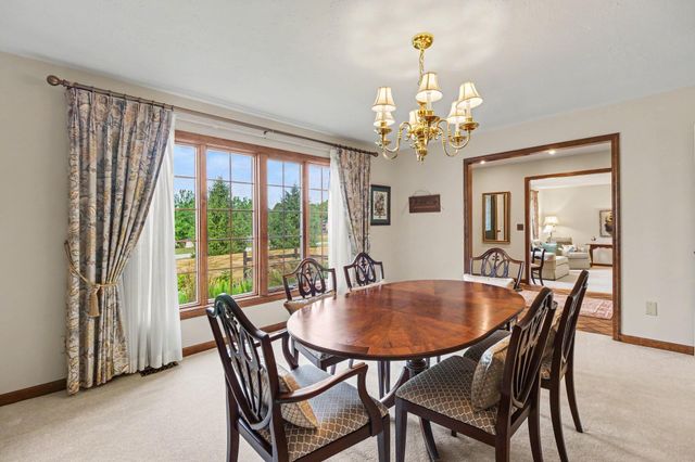 8569 Roundhill Court, York Twp, MI 48176