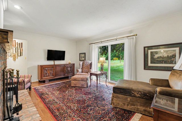 8569 Roundhill Court, York Twp, MI 48176