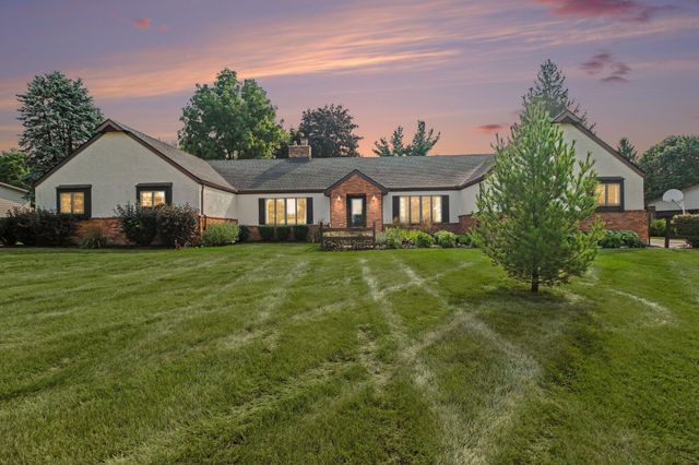 8569 Roundhill Court, York Twp, MI 48176