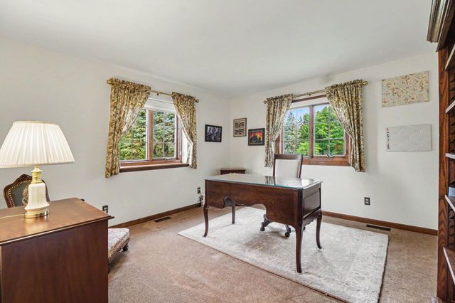 8569 Roundhill Court, York Twp, MI 48176