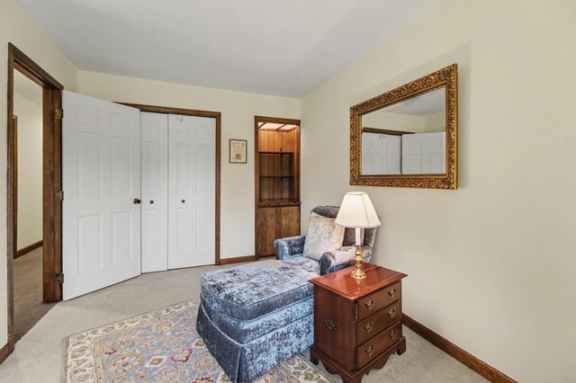 8569 Roundhill Court, York Twp, MI 48176
