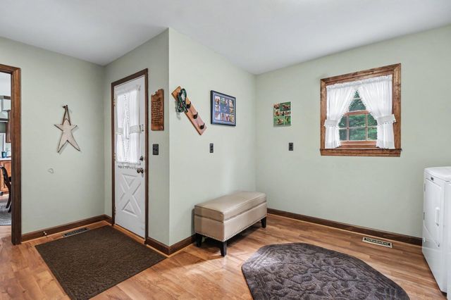 8569 Roundhill Court, York Twp, MI 48176