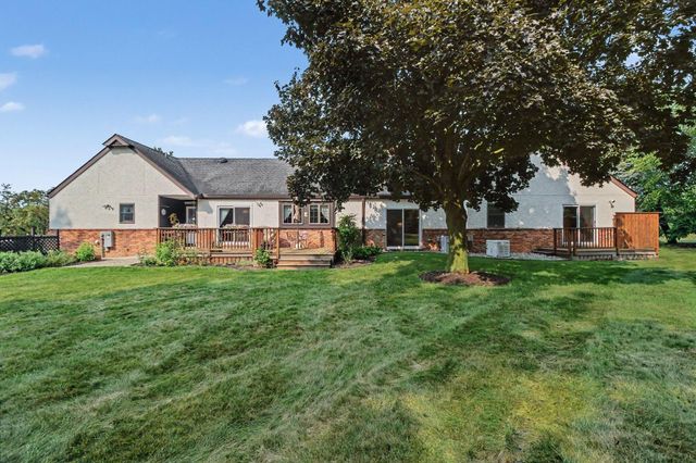 8569 Roundhill Court, York Twp, MI 48176