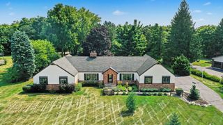 8569 Roundhill Court, York Twp, MI 48176