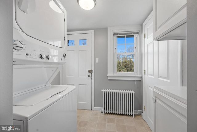 114 W 11TH AVE, Conshohocken, PA 19428