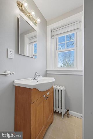 114 W 11TH AVE, Conshohocken, PA 19428